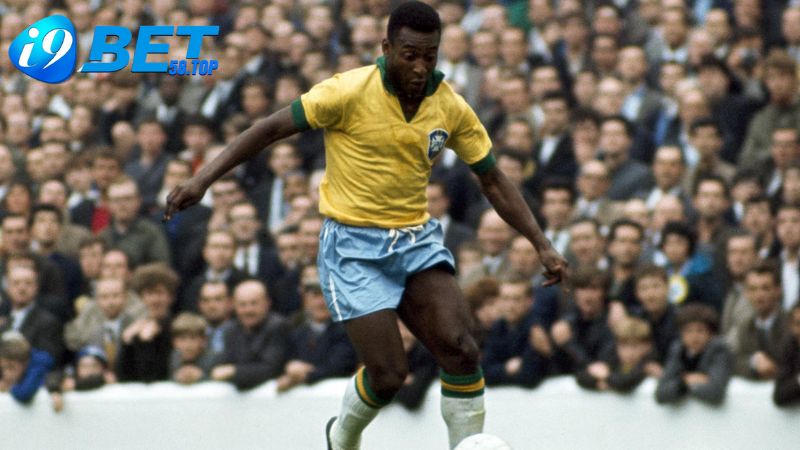 Những dấu ấn đặc biệt trong sự nghiệp thi đấu của Pele